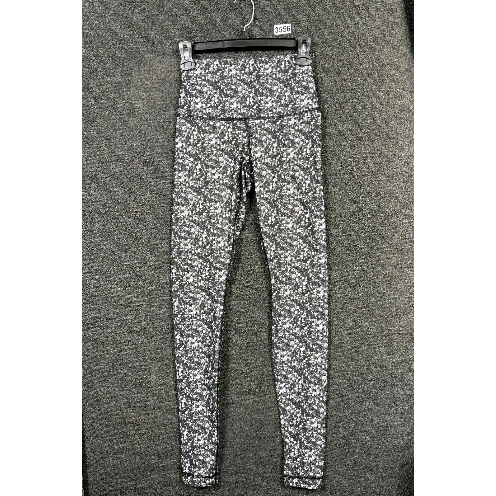 Lululemon Leggings Nulux Venture Floral Alpine White Womens Size 4